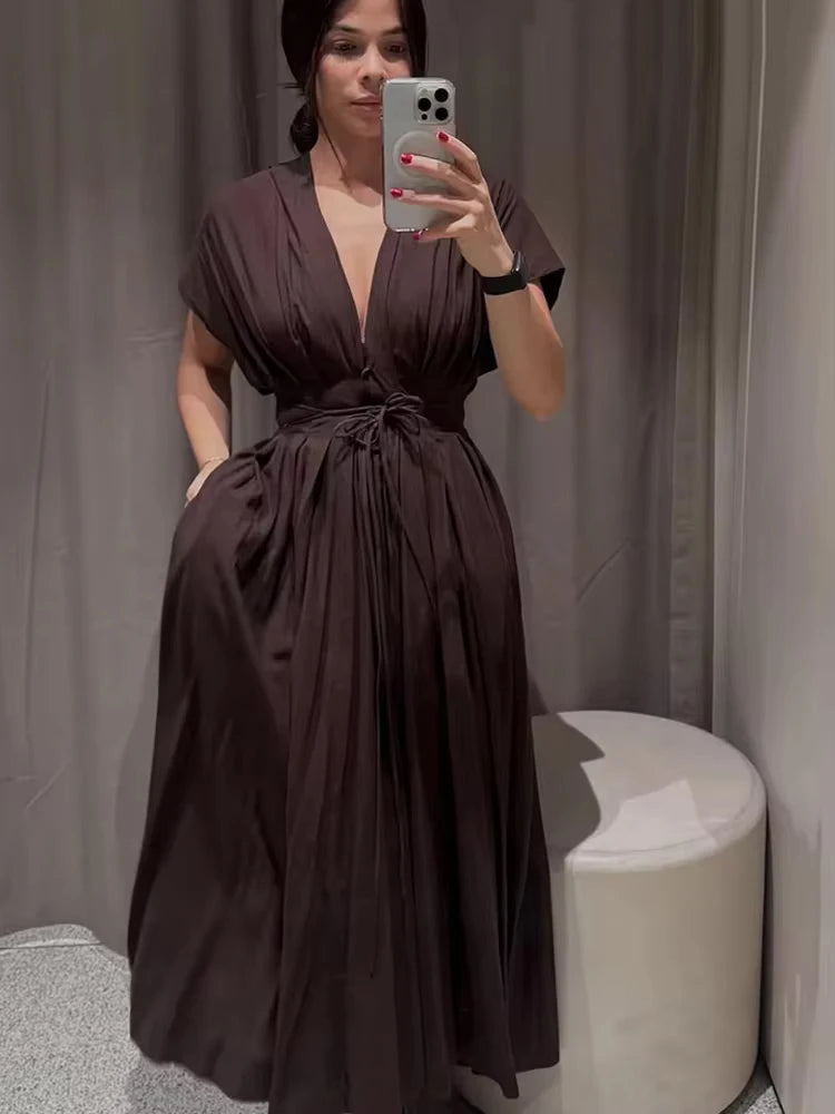 HH Femmes Nouvelle mode Col en V Plissée Épaule Robe mi-longue à manches courtes Tempérament féminin Robe longue décontractée à taille haute