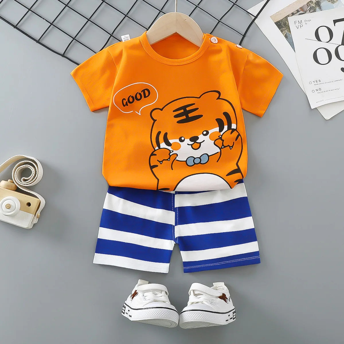 Été Donald Duck Cartoon 2 pièces survêtement garçons décontracté ensemble de vêtements pour enfants T-shirt et short enfants 1-4 ans