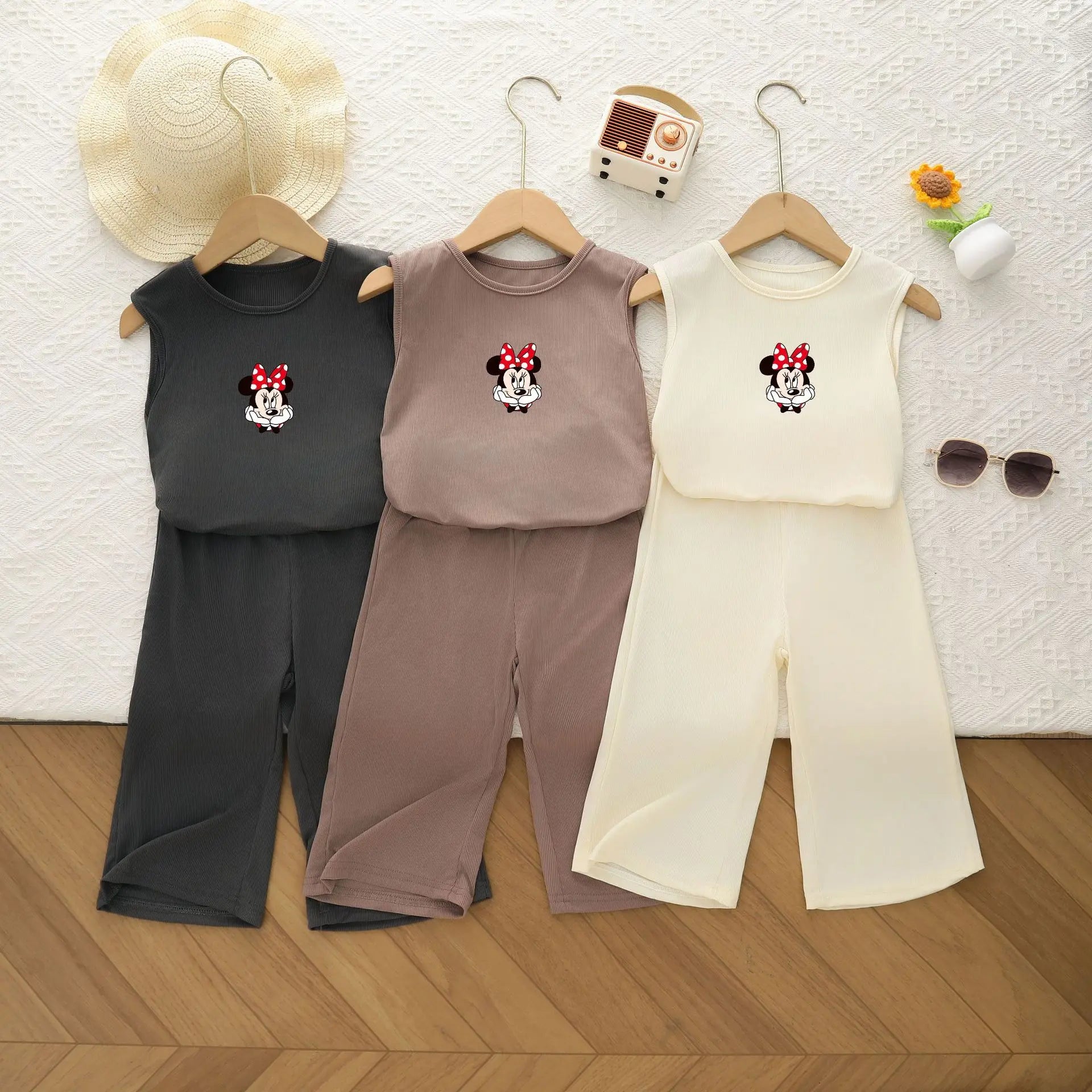 Dessin animé pour enfants 2026 été nouveau gilet de costume en soie de glace sans manches lâche et confortable filles ensemble deux pièces d’été