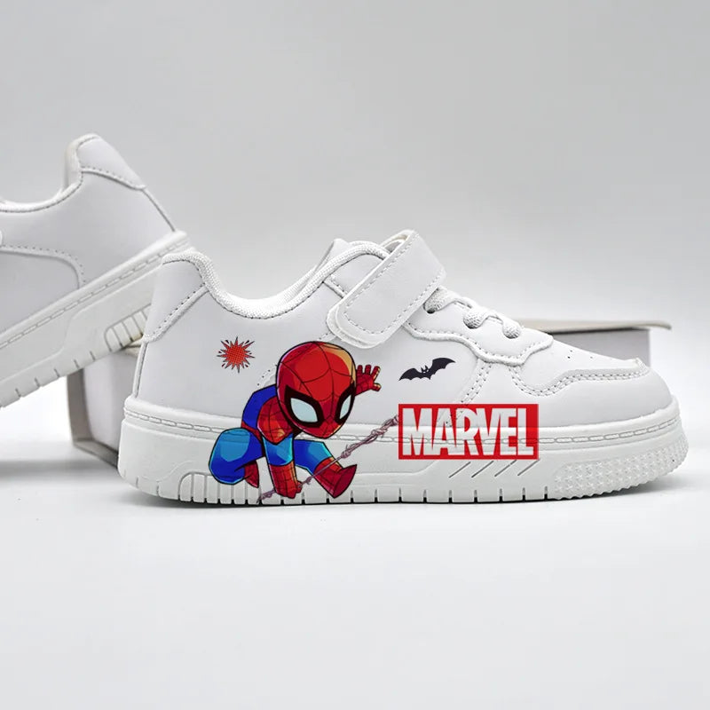 Chaussures de sport décontractées pour enfants Chaussures d’entraînement à imprimé de dessin animé pour garçons Chaussures d’entraînement antidérapantes pour enfants Chaussures d’extérieur en cuir Pu pour étudiants