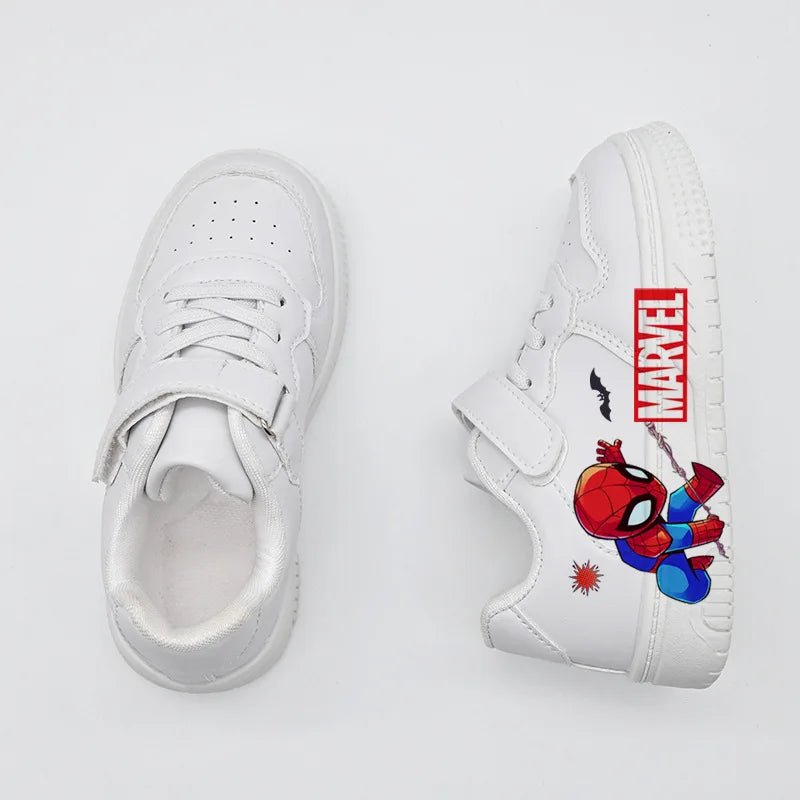 Chaussures de sport décontractées pour enfants Chaussures d’entraînement à imprimé de dessin animé pour garçons Chaussures d’entraînement antidérapantes pour enfants Chaussures d’extérieur en cuir Pu pour étudiants